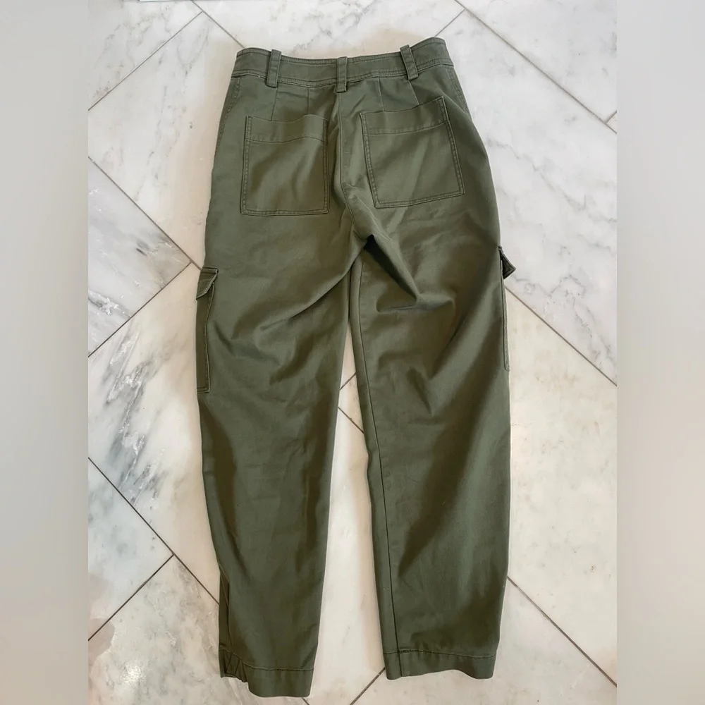 Derek Lam 10 Crosby size 4 women’s cargo khakis tapered leg designer soft casual - Picture 7 of 8